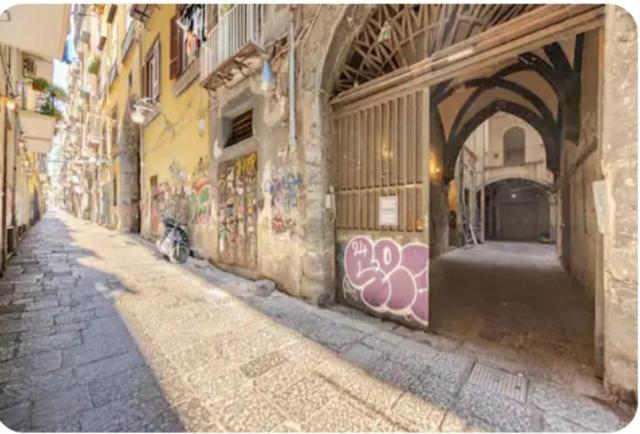 Casa Albertino-In The Heart Of Napoli Eksteriør billede